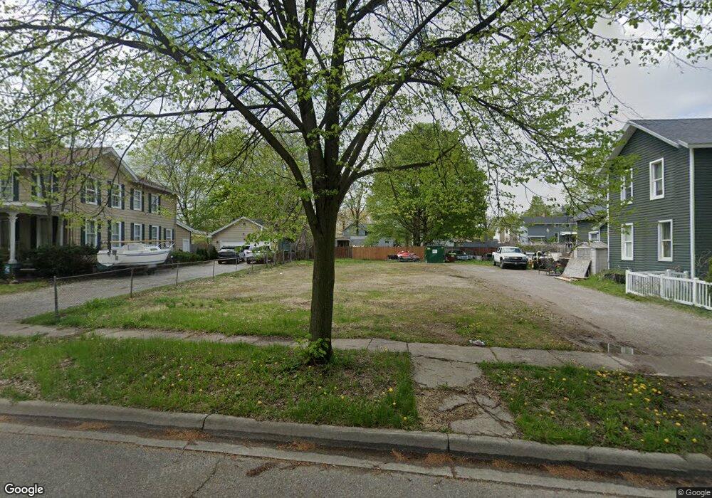 118 Chandler St, Adrian, MI 49221 - photo 1