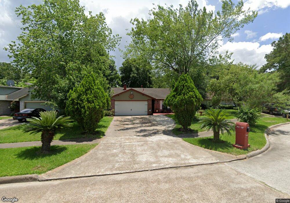 3623 Mckinley Ln, Houston, TX 77088 - photo 1