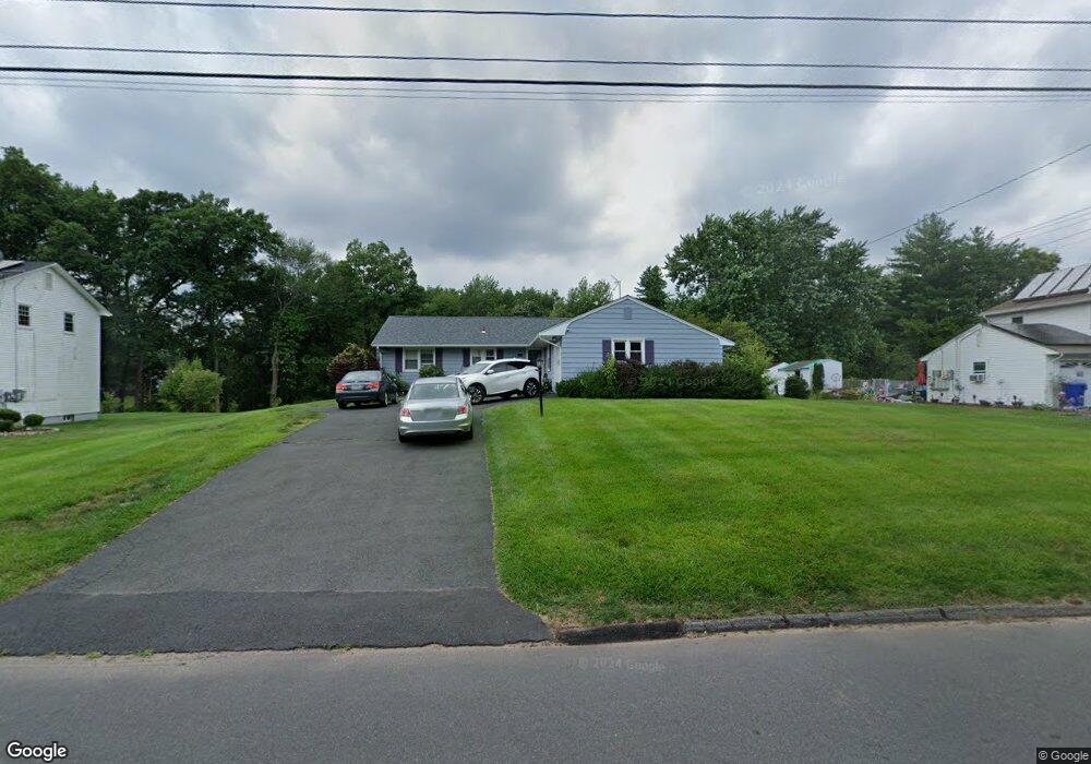 21 Old Village Rd, Bloomfield, CT 06002 - photo 1