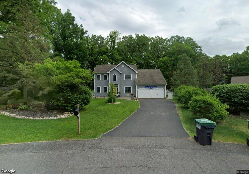 22 N Parkway Dr, Schenectady, NY 12303 - photo 1