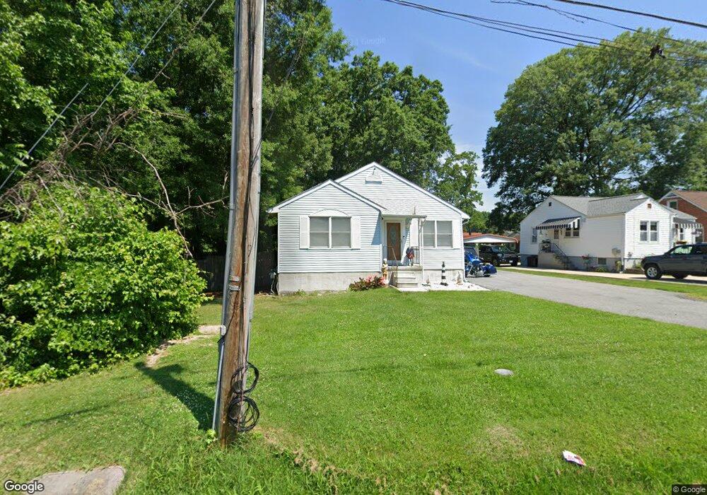 814 Dorsey Ave, Essex, MD 21221 - photo 1