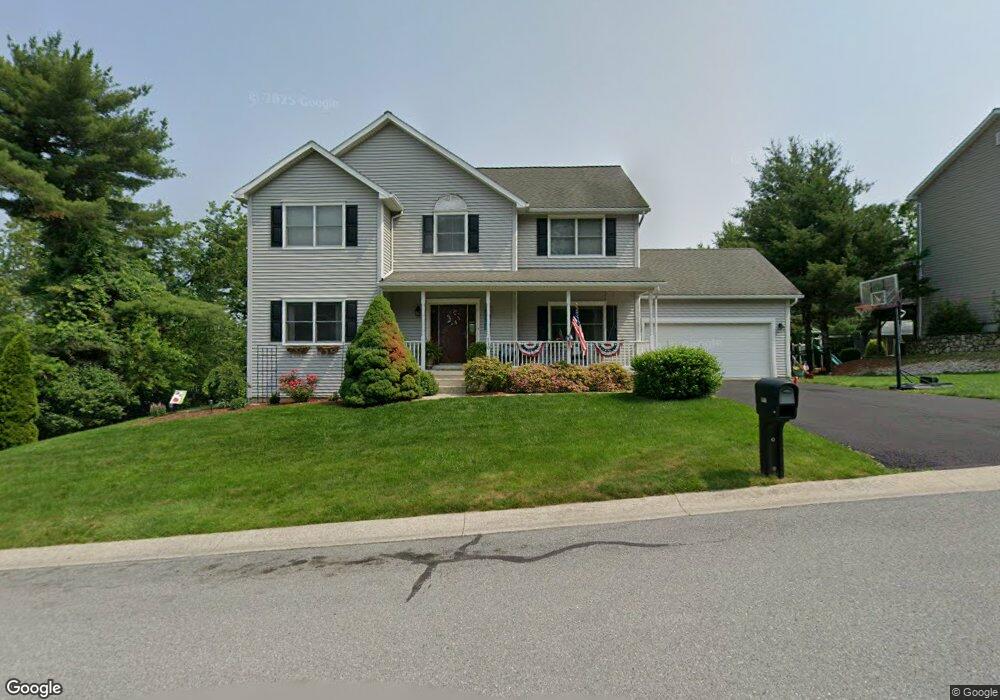 110 Chestnut Ridge Dr, Orwigsburg, PA 17961 - photo 1