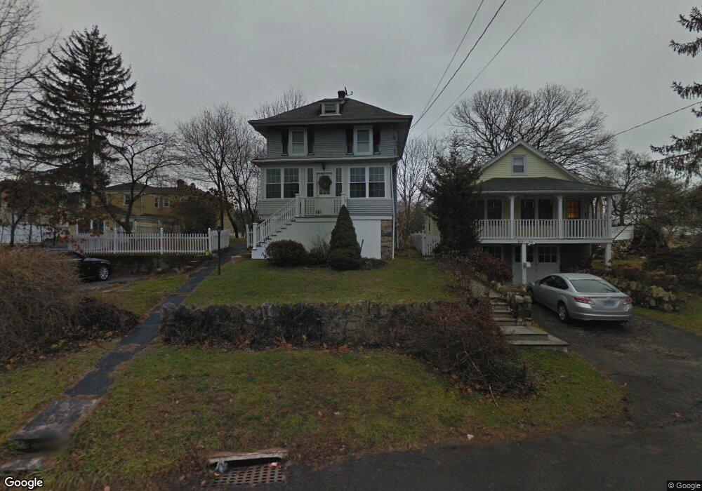 4 Schubert Ln, Cos Cob, CT 06807 - photo 1