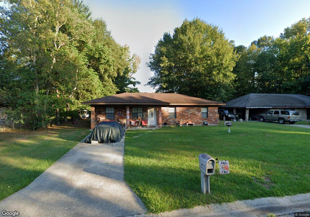 926 Clover Cir, Picayune, MS 39466 - photo 1