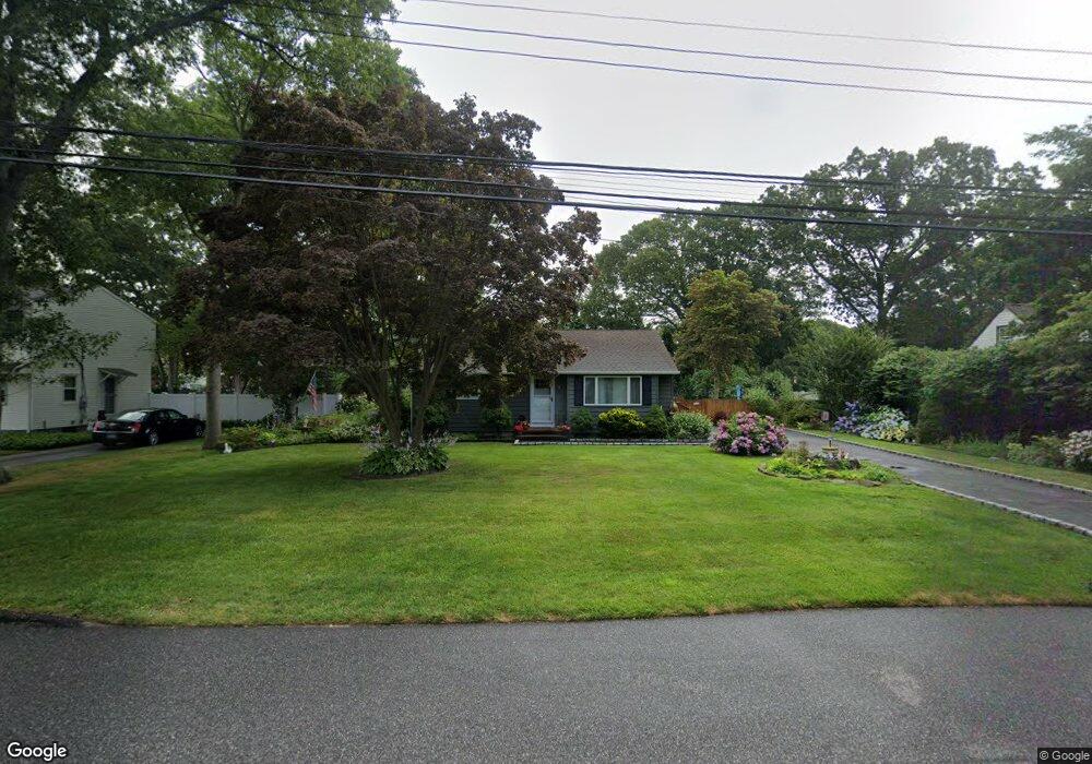 29 Vautrin Ave, Holtsville, NY 11742 - photo 1