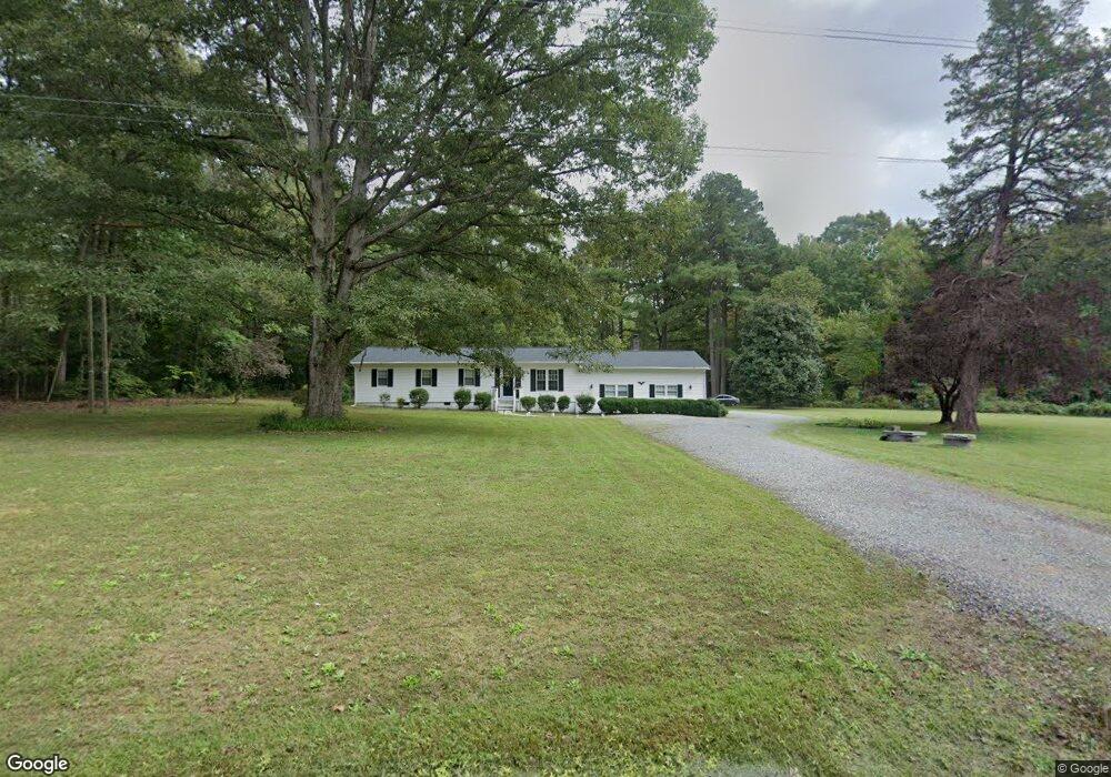 334 Rappahannock Rd, Colonial Beach, VA 22443 - photo 1