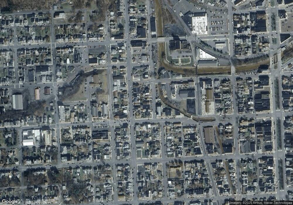 20 N 3rd St, Shamokin, PA 17872 - photo 1