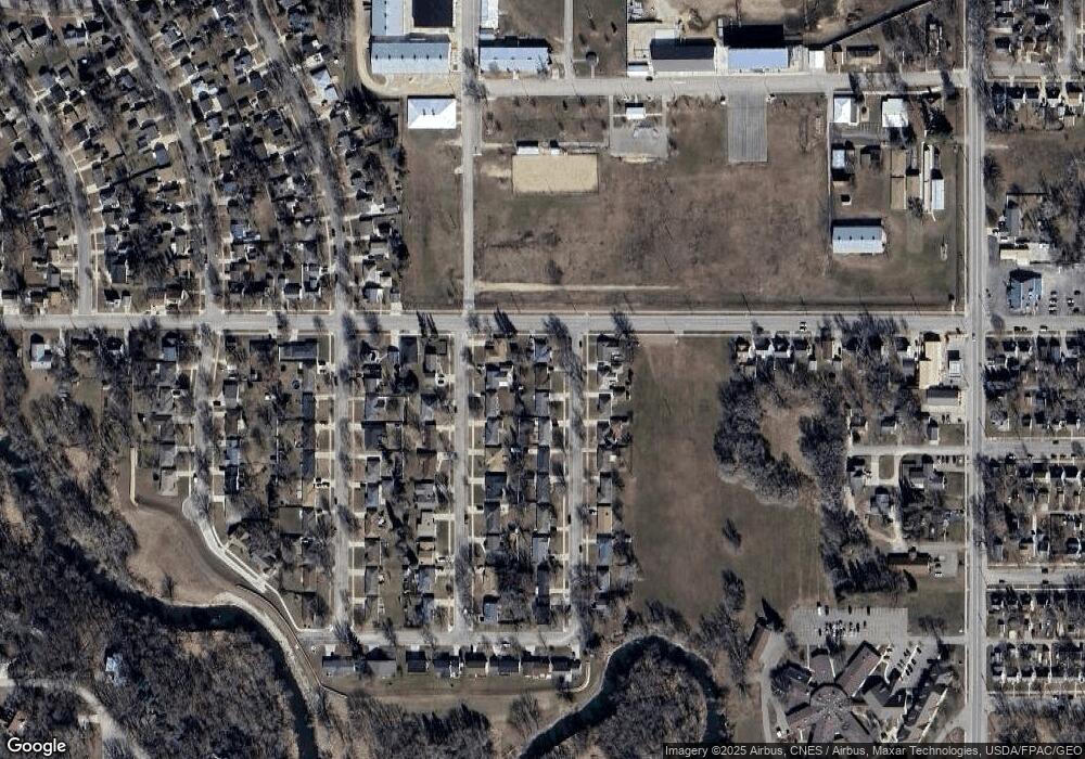 902 15th St SW, Austin, MN 55912 - photo 1