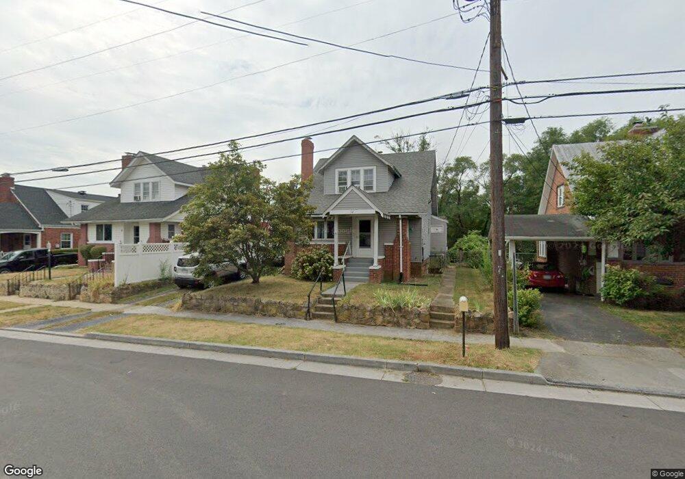 12 W 11th St, Front Royal, VA 22630 - photo 1