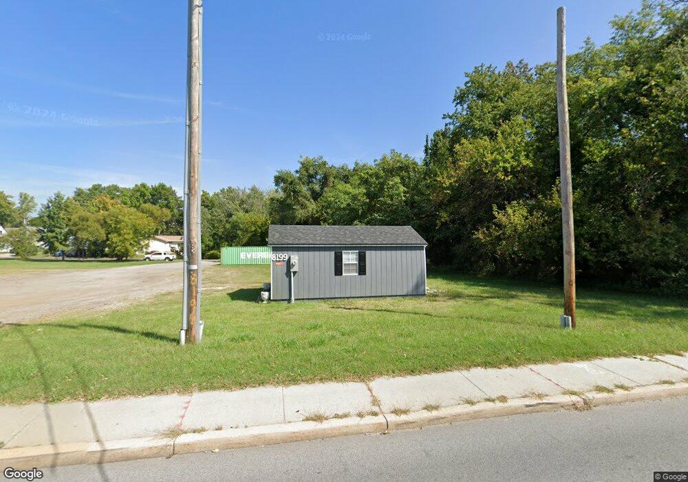 8199 Fort Smallwood Rd, Baltimore, MD 21226 - photo 1