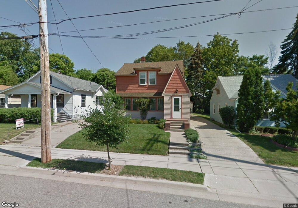 1116 Lenore Ave, Lansing, MI 48910 - photo 1
