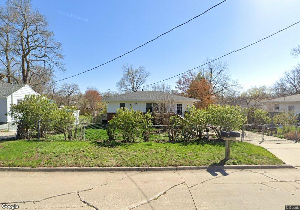 1206 Titus Ave, Des Moines, IA 50315 - photo 1