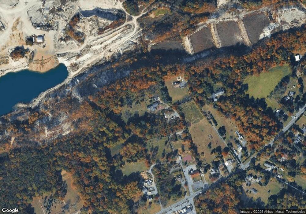 42 Juniper Ln, Temple, PA 19560 - photo 1