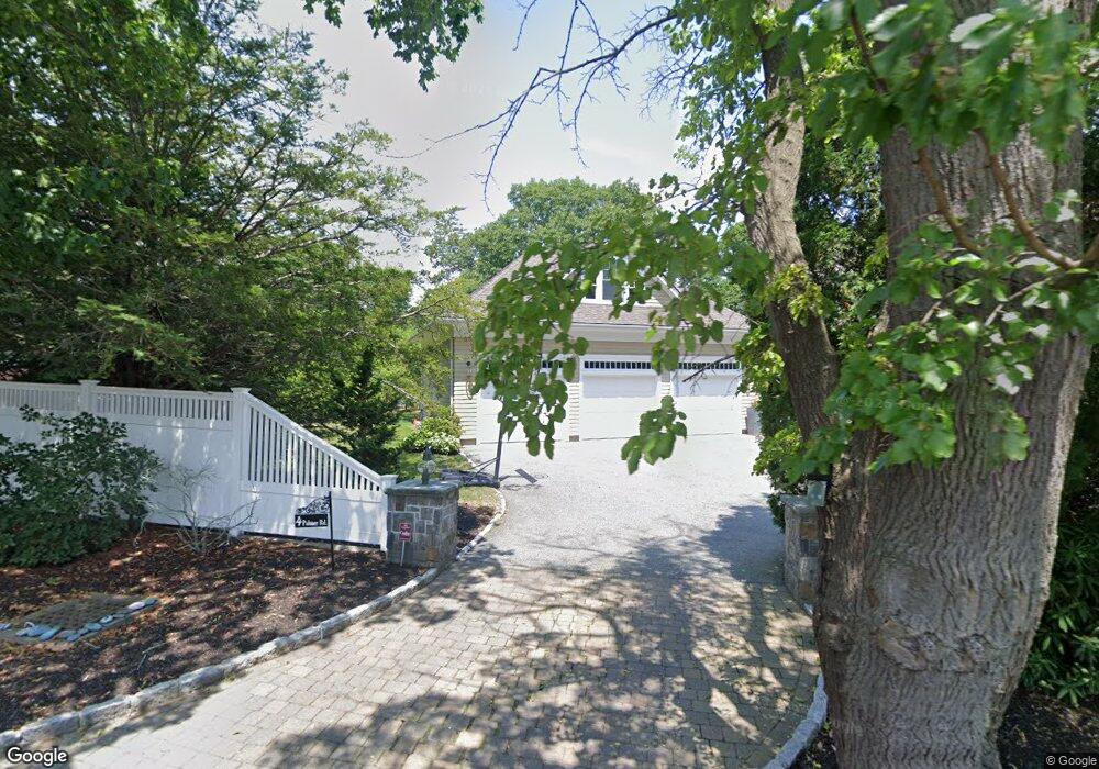 4 Palmer Rd, Swampscott, MA 01907 - photo 1