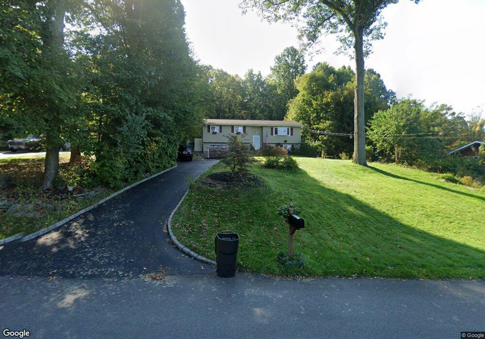 7 Armstrong St, Cortlandt Manor, NY 10567 - photo 1