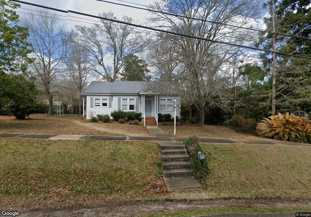 1105 Magnolia Ave, Tylertown, MS 39667 - photo 1