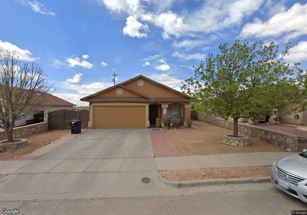 708 Desert Sage Dr, Horizon City, TX 79928 - photo 1