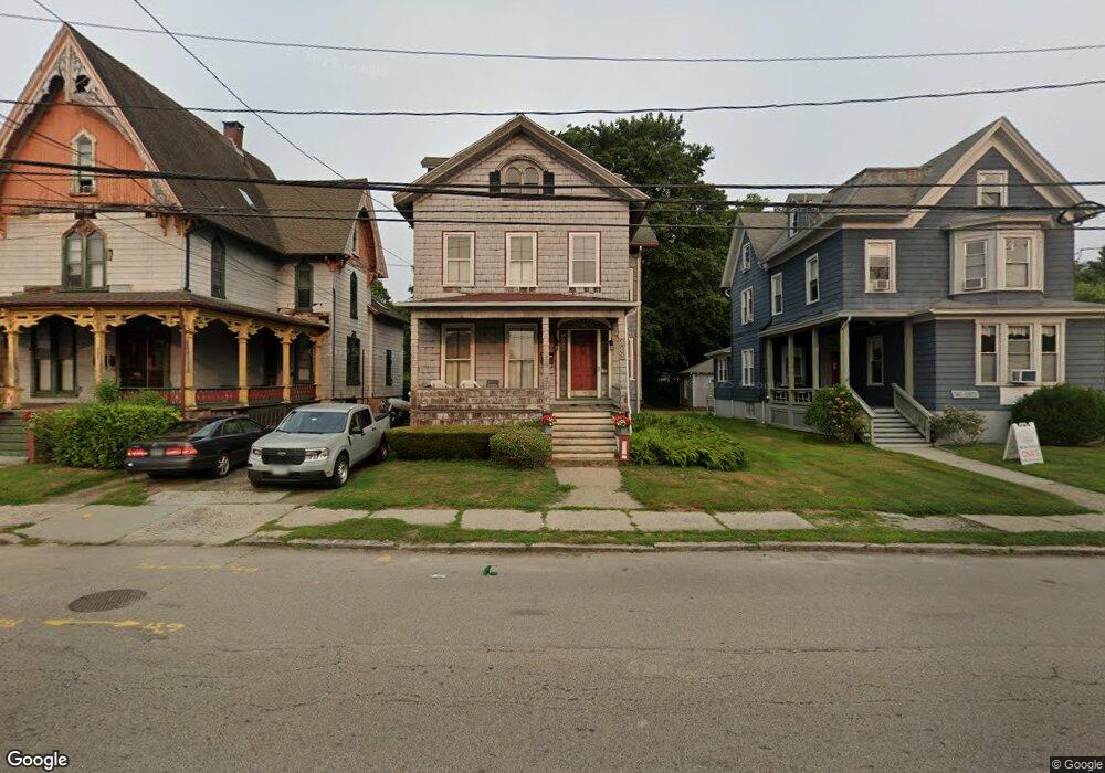 238 Williams St unit 2, New London, CT 06320 - photo 1