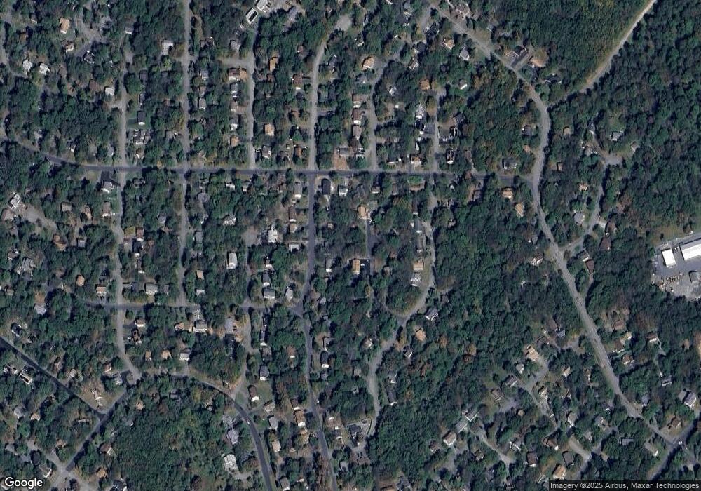 7218 Crescent Ln, Tobyhanna, PA 18466 - photo 1