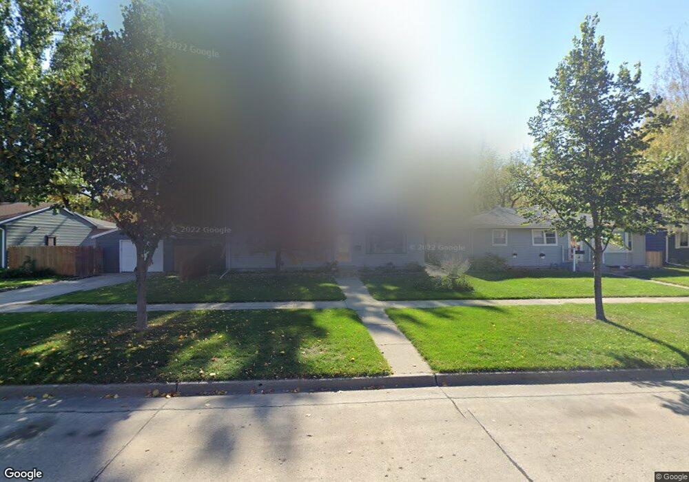 1615 12th Ave S, Grand Forks, ND 58201 - photo 1