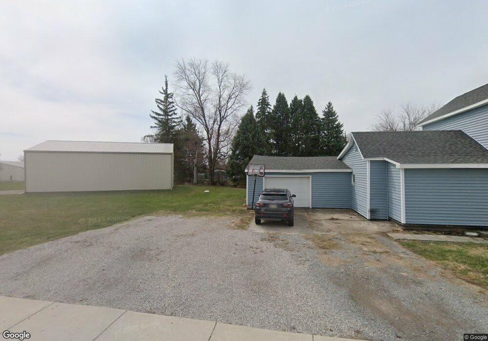 202 E Maple St, Columbus Grove, OH 45830 - photo 1