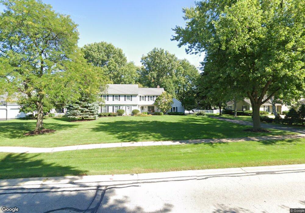 1016 S Raddant Rd, Batavia, IL 60510 - photo 1