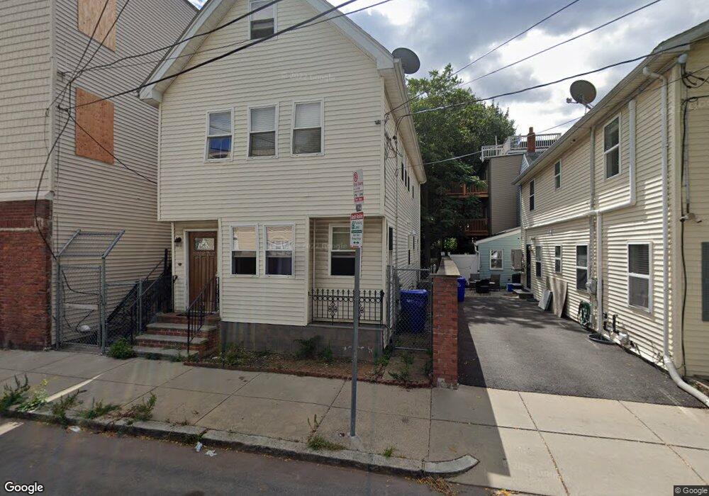 227-229 W 9th St, Boston, MA 02127 - photo 1