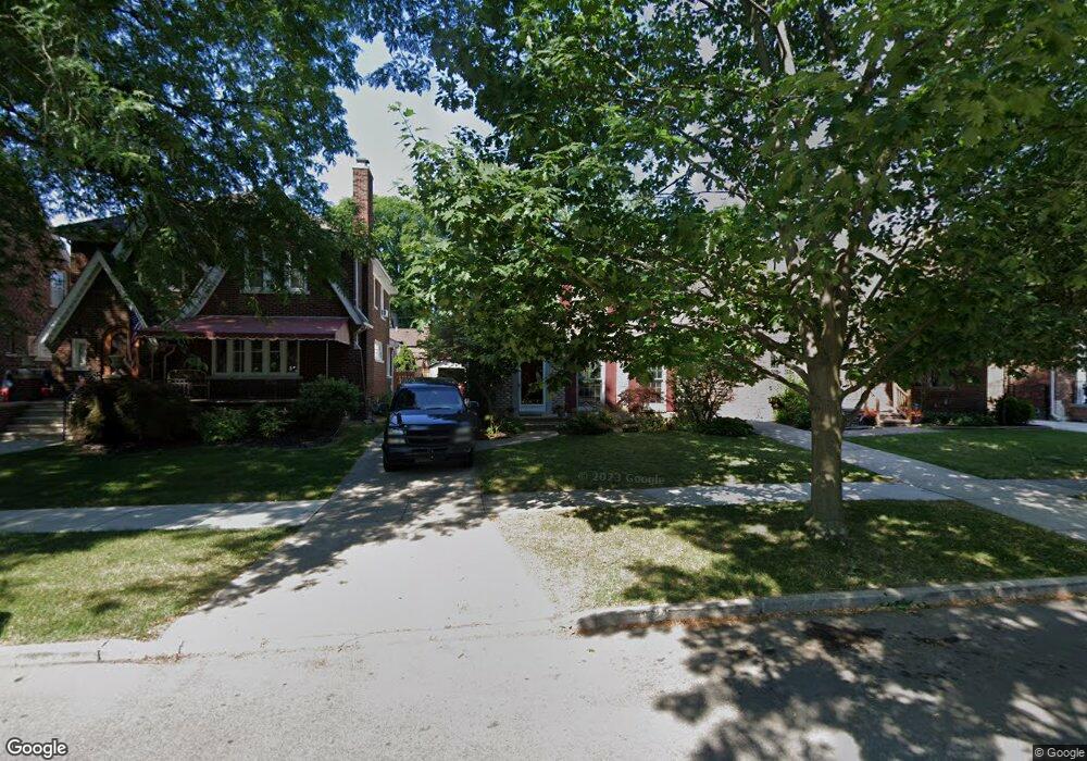 227 Mckinley Ave, Grosse Pointe Farms, MI 48236 - photo 1