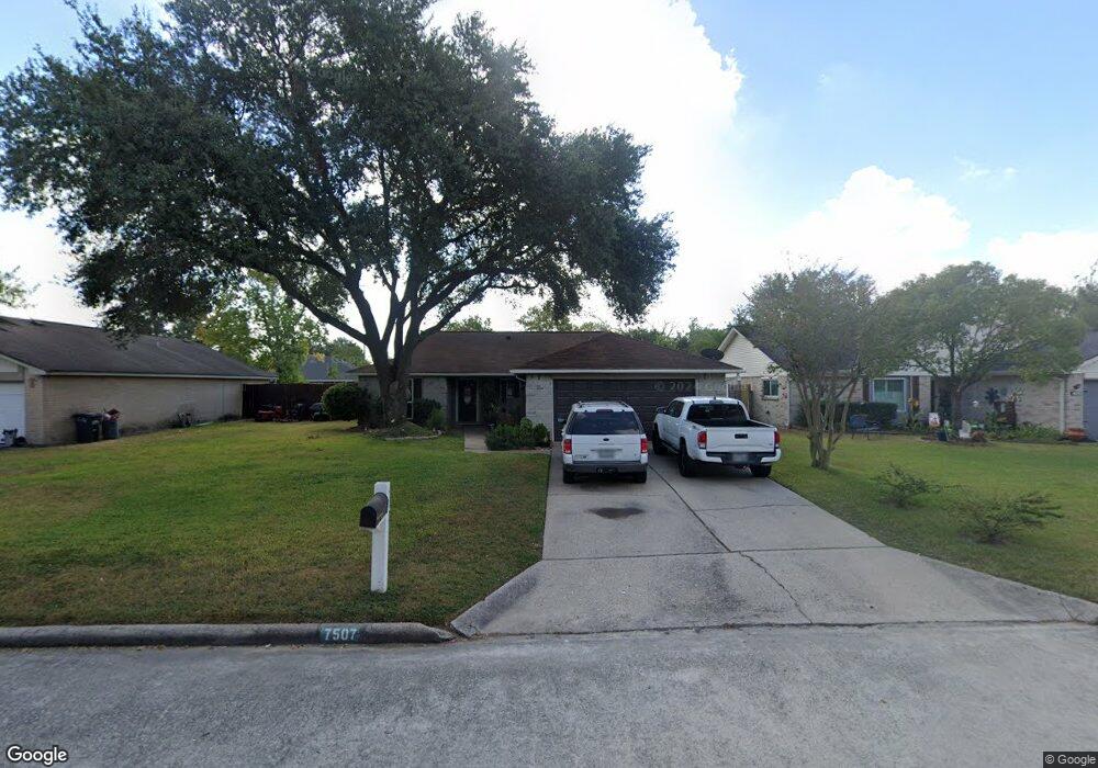 7507 Fur Market Dr, Houston, TX 77064 - photo 1