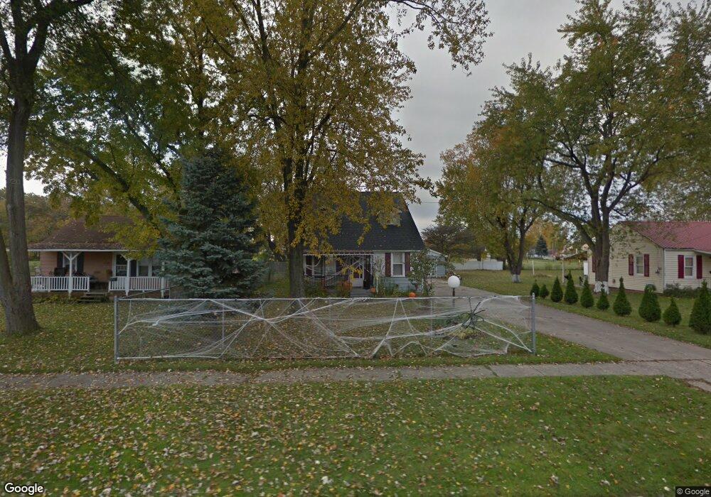 3320 Dakota Ave, Flint, MI 48506 - photo 1