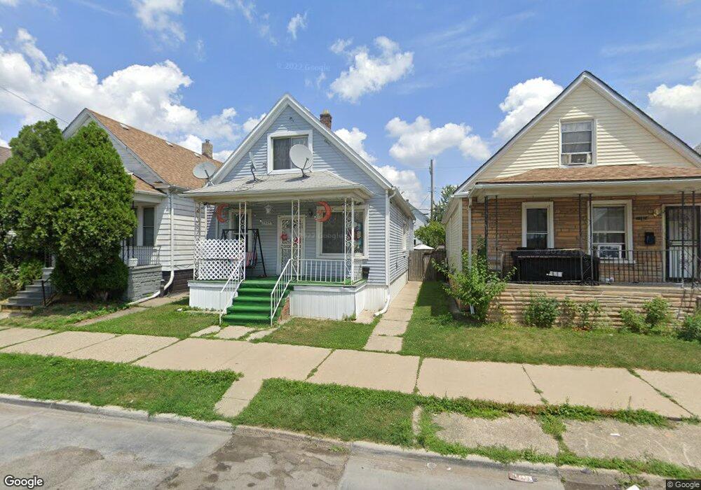 11620 Mitchell St, HamtraMcK, MI 48212 - photo 1