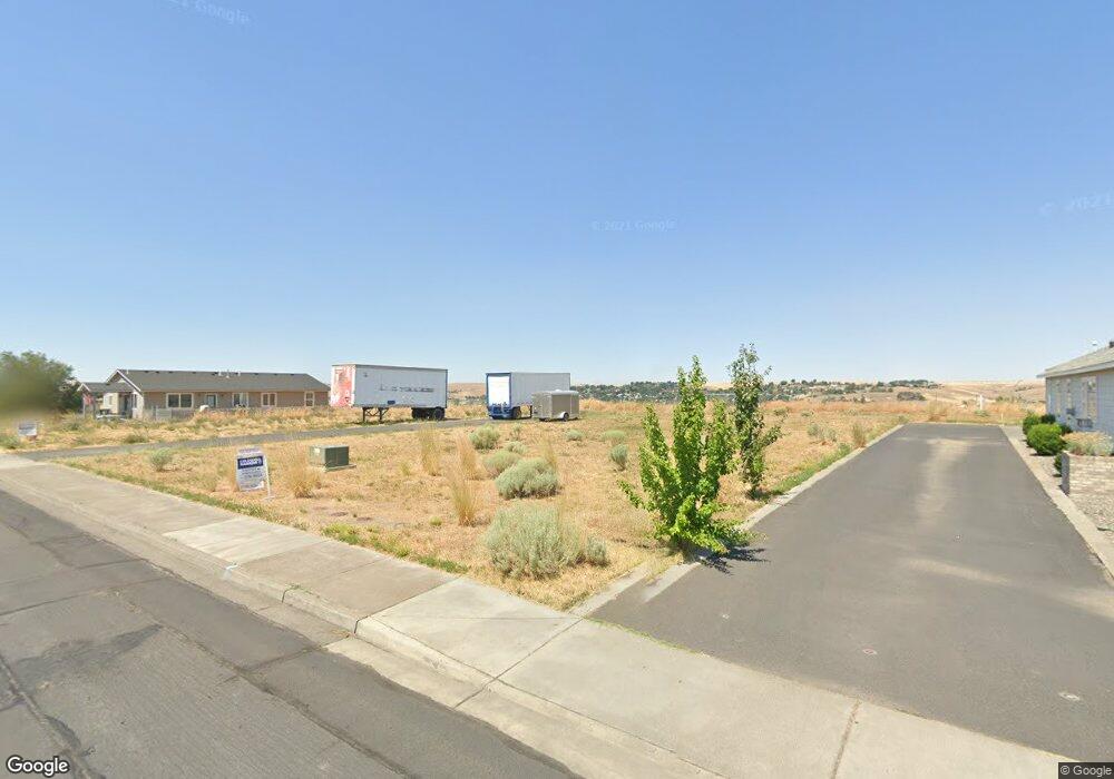 143 SW Nye Ave, Pendleton, OR 97801 - photo 1