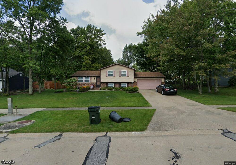 11230 Villa Grande Dr, North Royalton, OH 44133 - photo 1