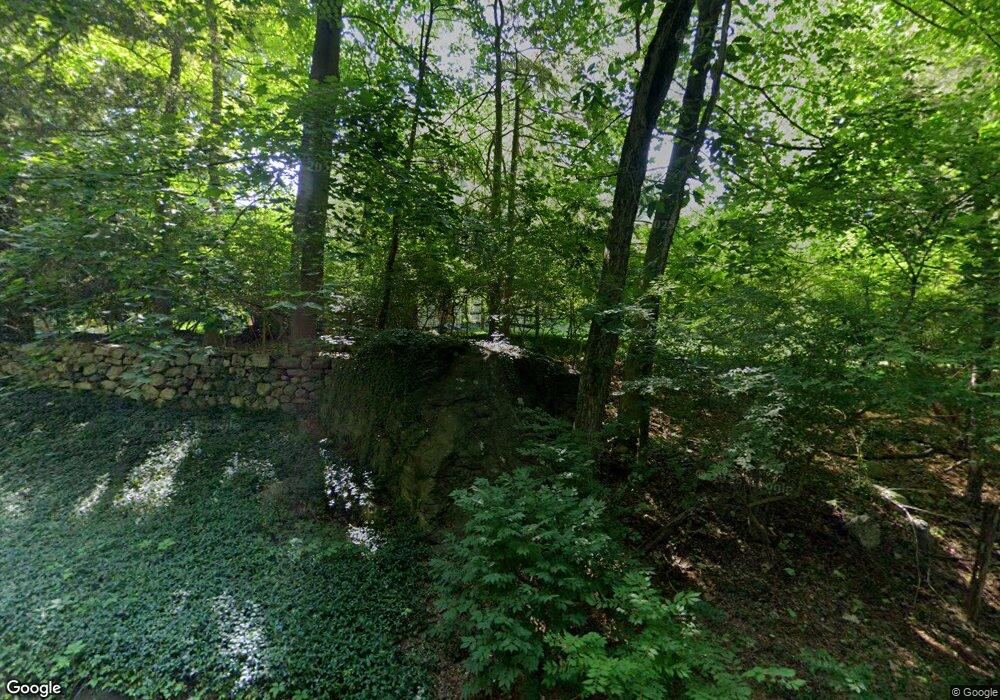 5 Tulip Tree Ln, Norwalk, CT 06851 - photo 1