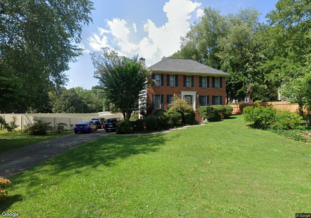 2551 Barry Ct, Marietta, GA 30062 - photo 1