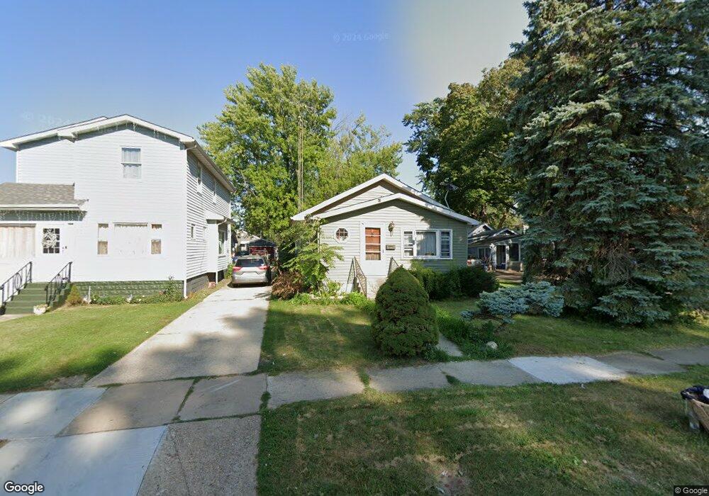 225 S Fulton Ave, Waukegan, IL 60085 - photo 1