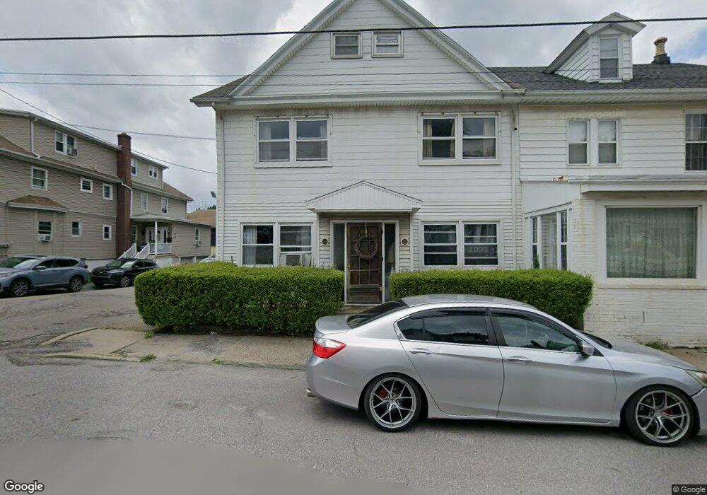 138 S Laurel St, Hazleton, PA 18201 - photo 1