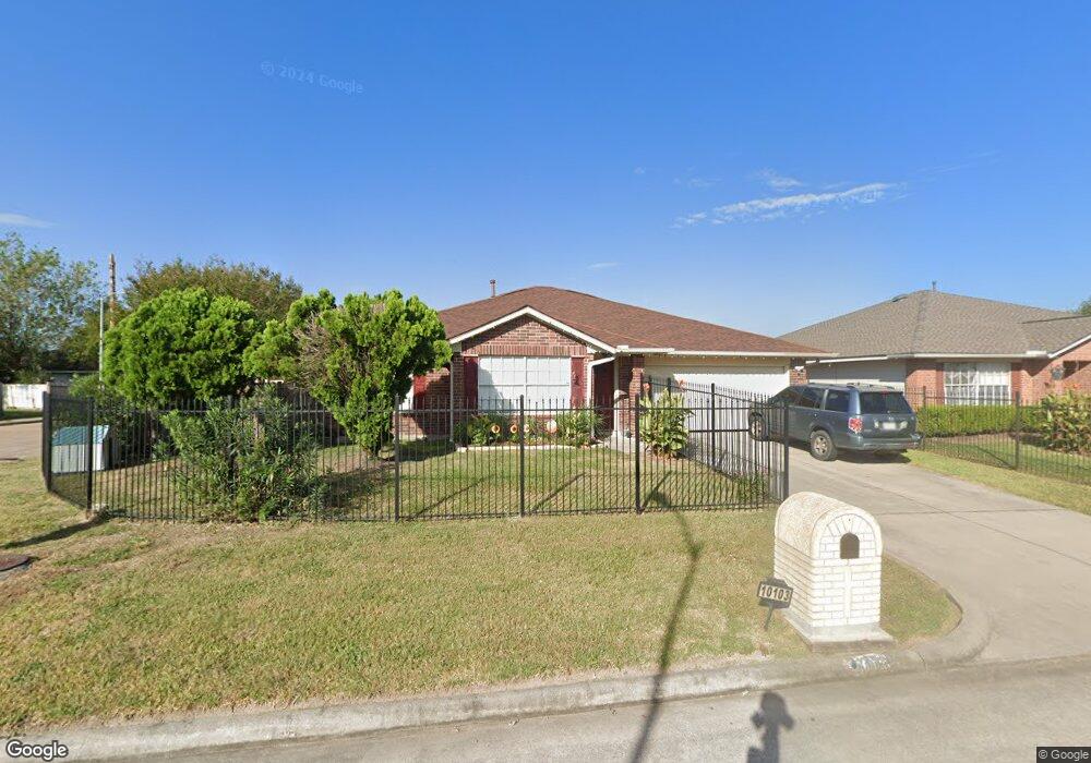 10103 Rosbrook Dr, Houston, TX 77038 - photo 1