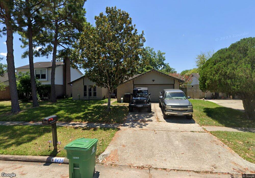 9434 Misty Vale Ln, Houston, TX 77075 - photo 1