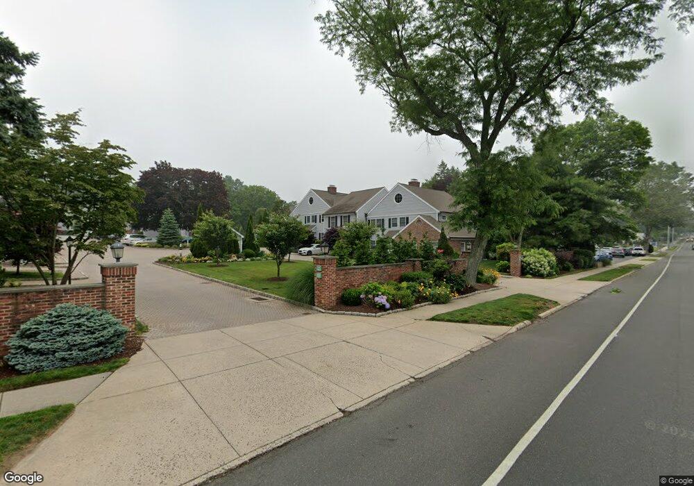 4 Ward Ln, Darien, CT 06820 - photo 1