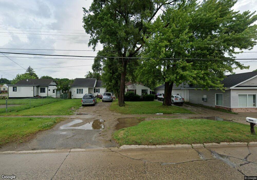 4090 Fenton Rd, Flint, MI 48507 - photo 1