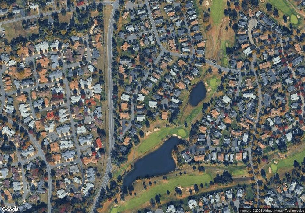 16B Alexander Hamilton Ct, Monroe Township, NJ 08831 - photo 1