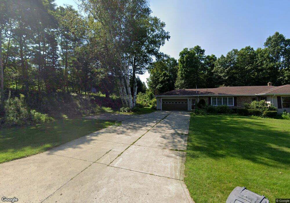 1310 E Hanley Rd, Mansfield, OH 44903 - photo 1