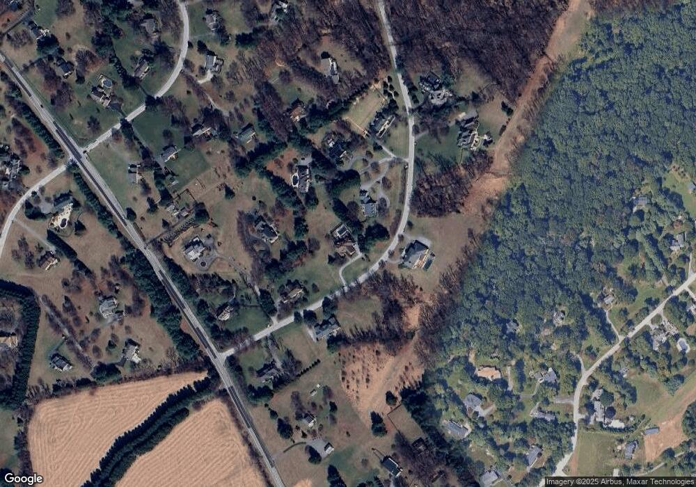 10 Springhill Farm Ct, Cockeysville, MD 21030 - photo 1