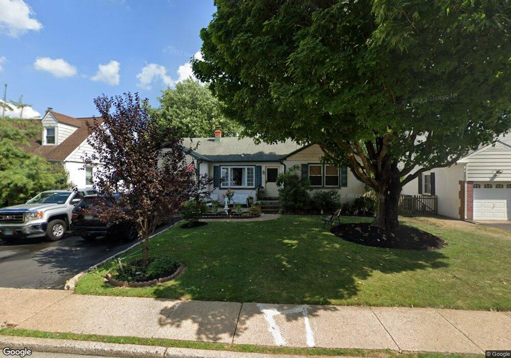 444 Edgewood Dr, Ambler, PA 19002 - photo 1