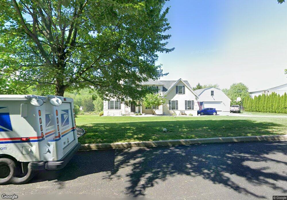 4457 Linda Ln, Emmaus, PA 18049 - photo 1