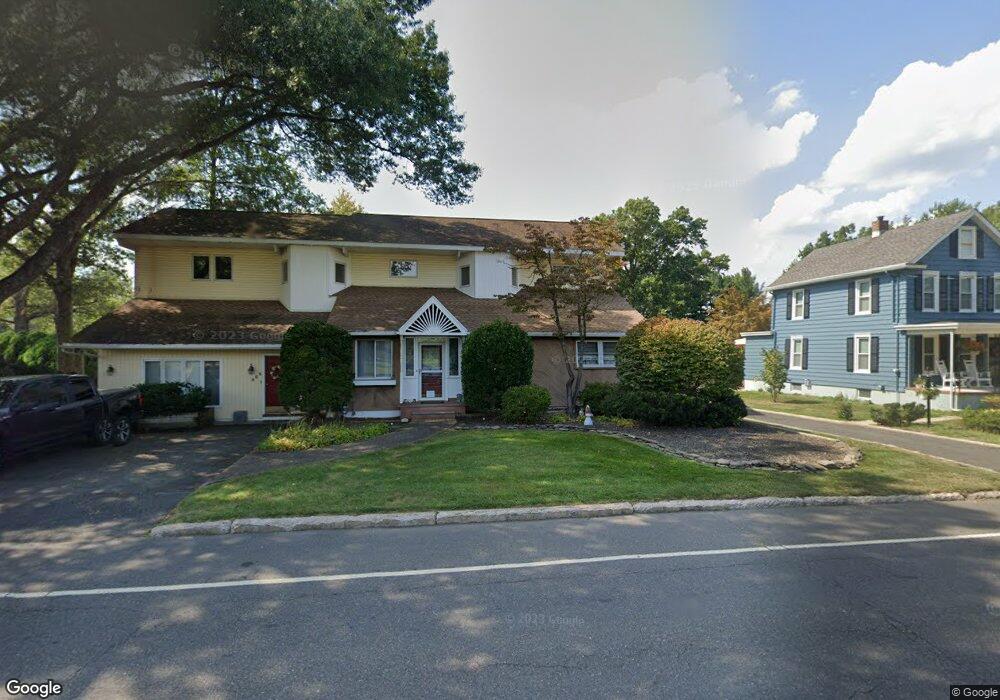 666 Old York Rd, East Windsor, NJ 08520 - photo 1