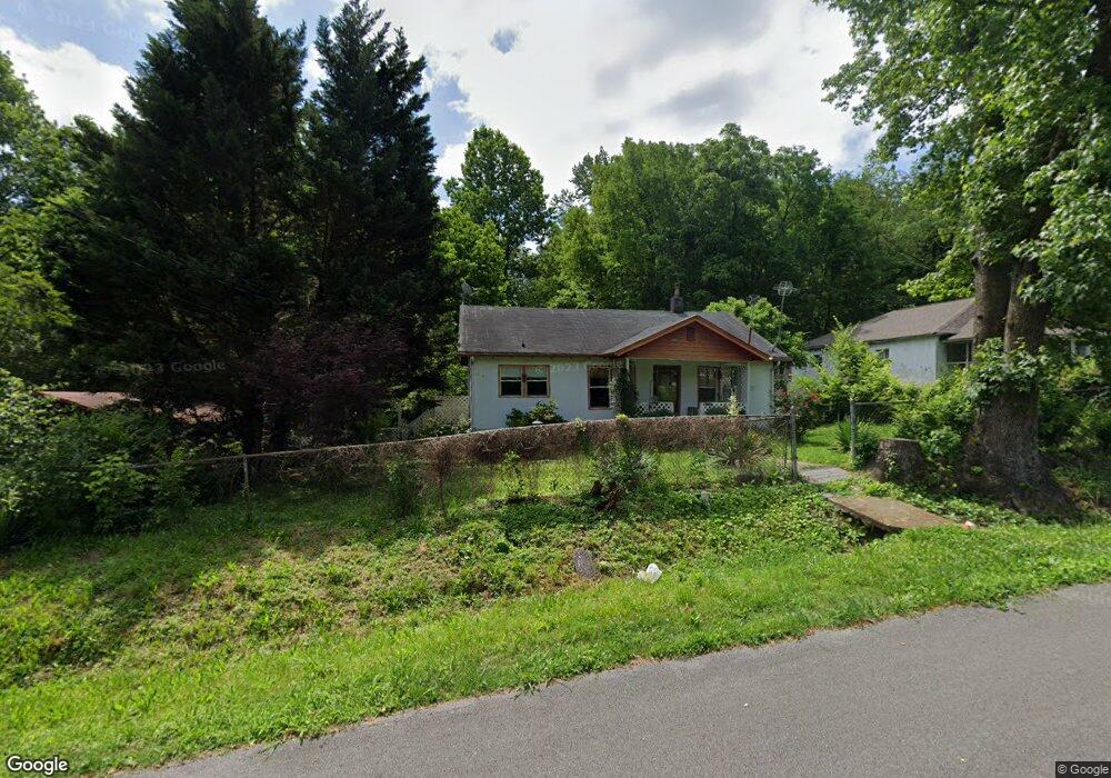 422 Hogan Cir, Rossville, GA 30741 - photo 1