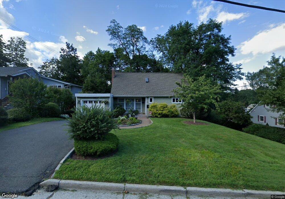 69 Barnes Rd, Tarrytown, NY 10591 - photo 1