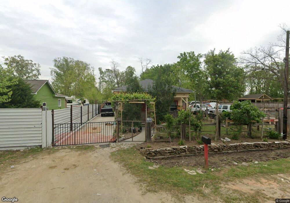 6810 Maxroy St, Houston, TX 77091 - photo 1